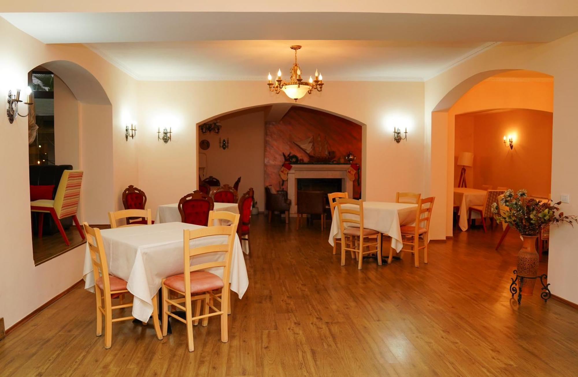 Vila Arber Golem  Exteriér fotografie